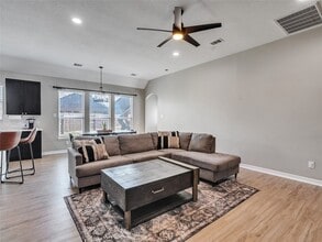 Building Photo - 16022 Coco Shores Ct