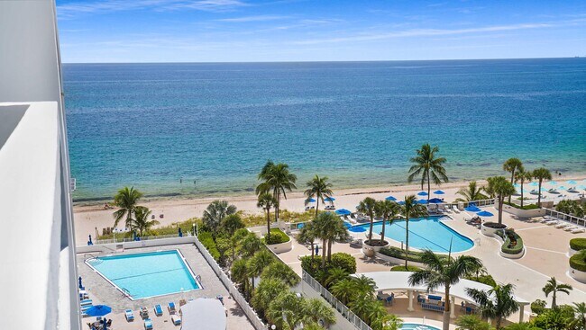 Foto del edificio - 4250 Galt Ocean Dr