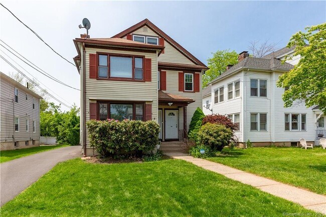 Building Photo - 115 Ardmore Rd