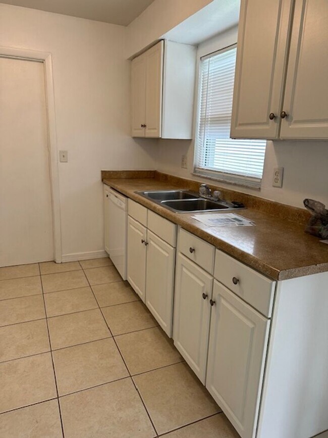 Foto del edificio - 1125 Loblolly Ln