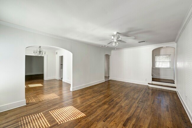 Foto del edificio - 3008 Amherst St