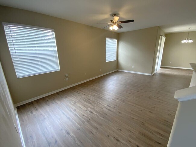 Building Photo - 10329 Celtic Ash Dr