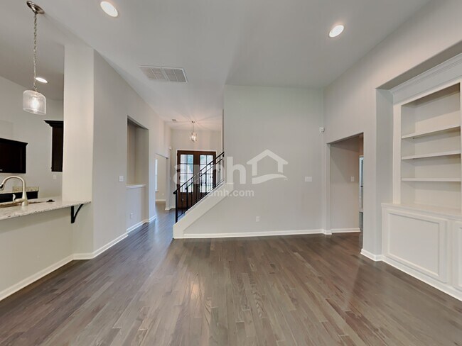 Foto del edificio - 5571 Stonecrest Dr
