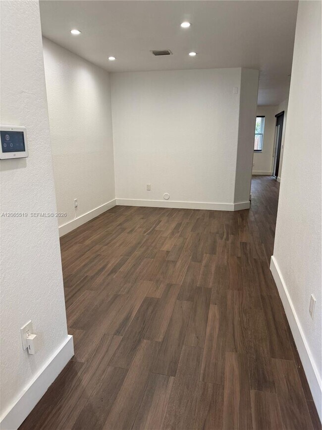 Foto del edificio - 15069 SW 9th Way