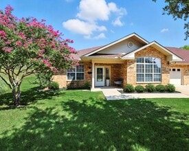Building Photo - 3901 Montecito Dr