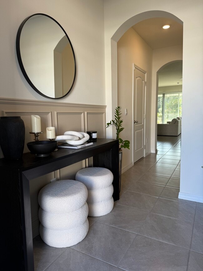 Foto del edificio - 111 Maya Wy