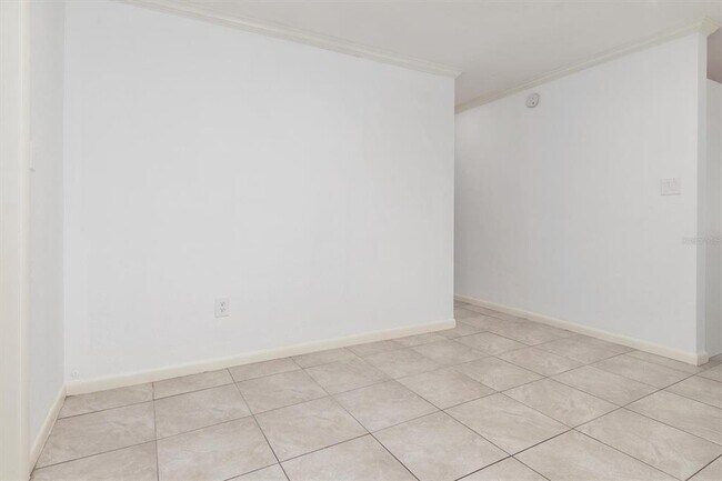 Building Photo - 8723 Agress Ave