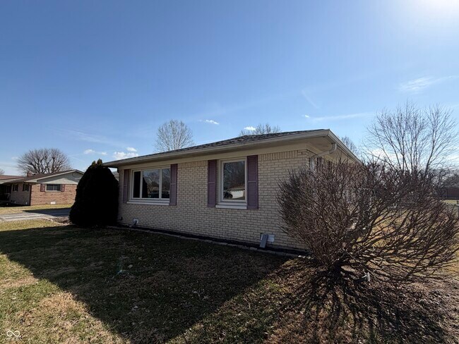 Foto del edificio - 5585 Gallagher Dr