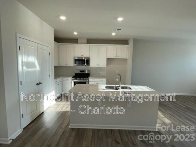 Foto del edificio - 13973 Castle Nook Dr