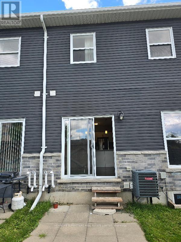 Photo du bâtiment - 439 Athlone Ave