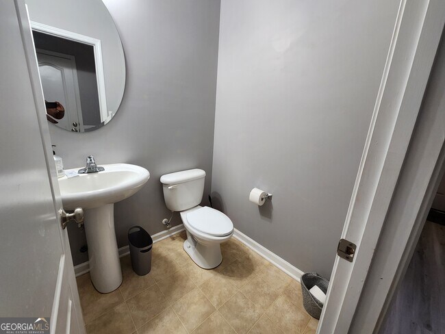 Foto del edificio - 5752 Olivia Ln