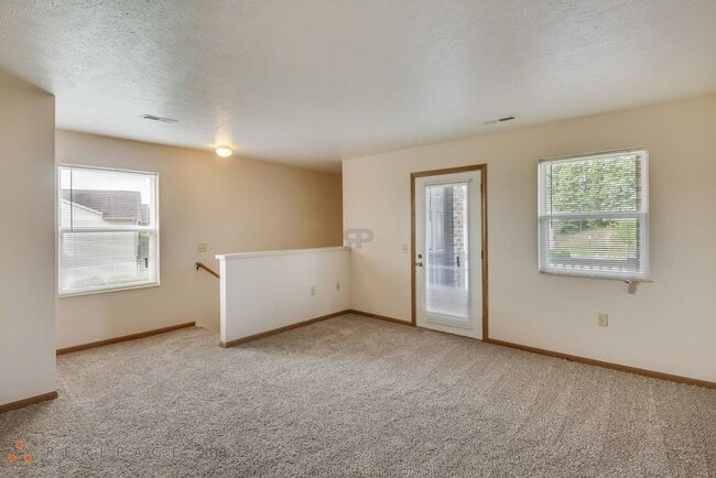Building Photo - 2921 Woods Circle Dr.