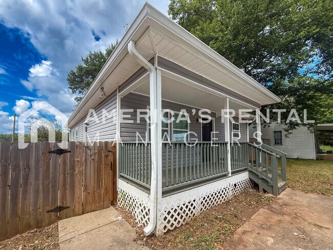 Building Photo - Updated 3 Bed / 2 Bath for Rent in Bessemer!!