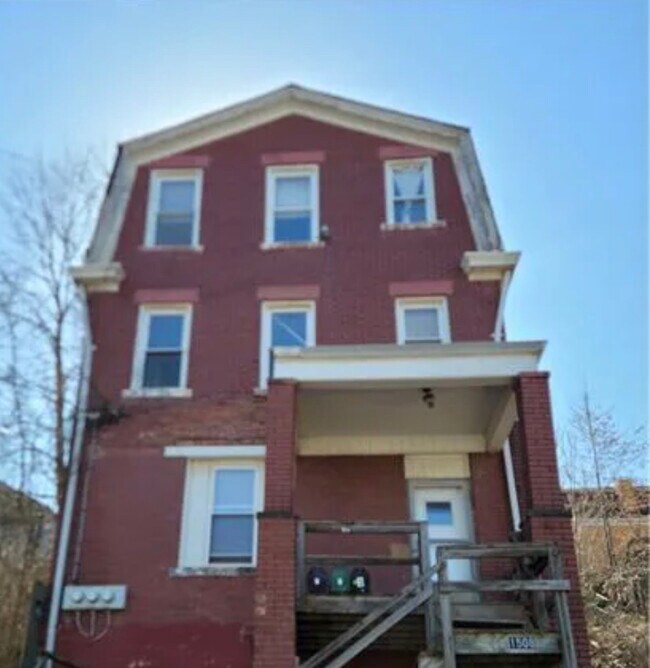 Foto del edificio - 1508 Ridge Ave