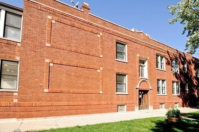 Building Photo - 4649 N Kasson Ave