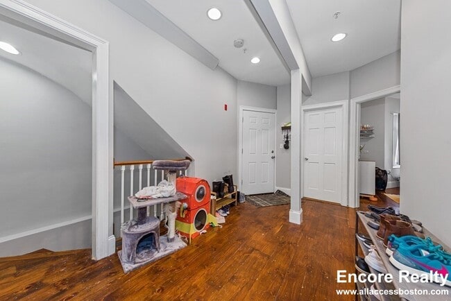 Foto del edificio - 16 Sewall St