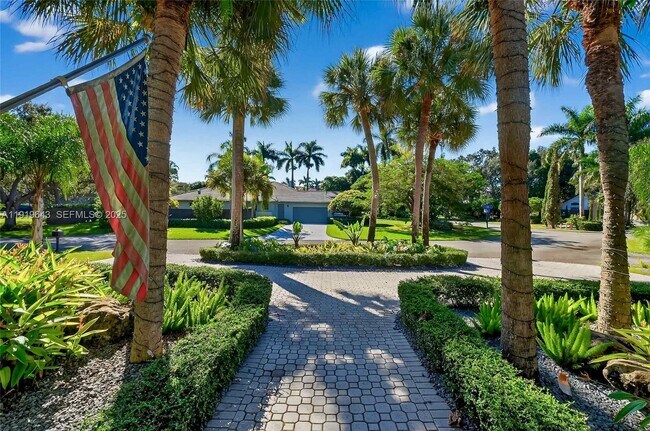 Foto del edificio - 6731 SW 138th St