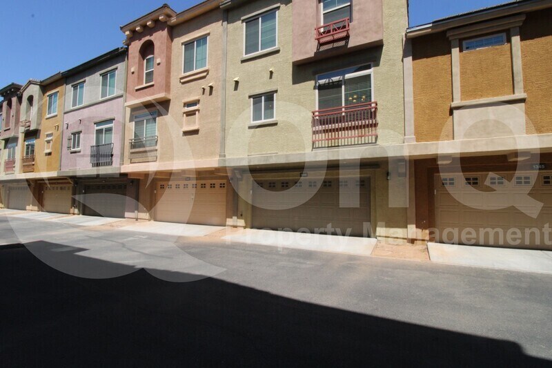 Building Photo - 2150 W Alameda Rd