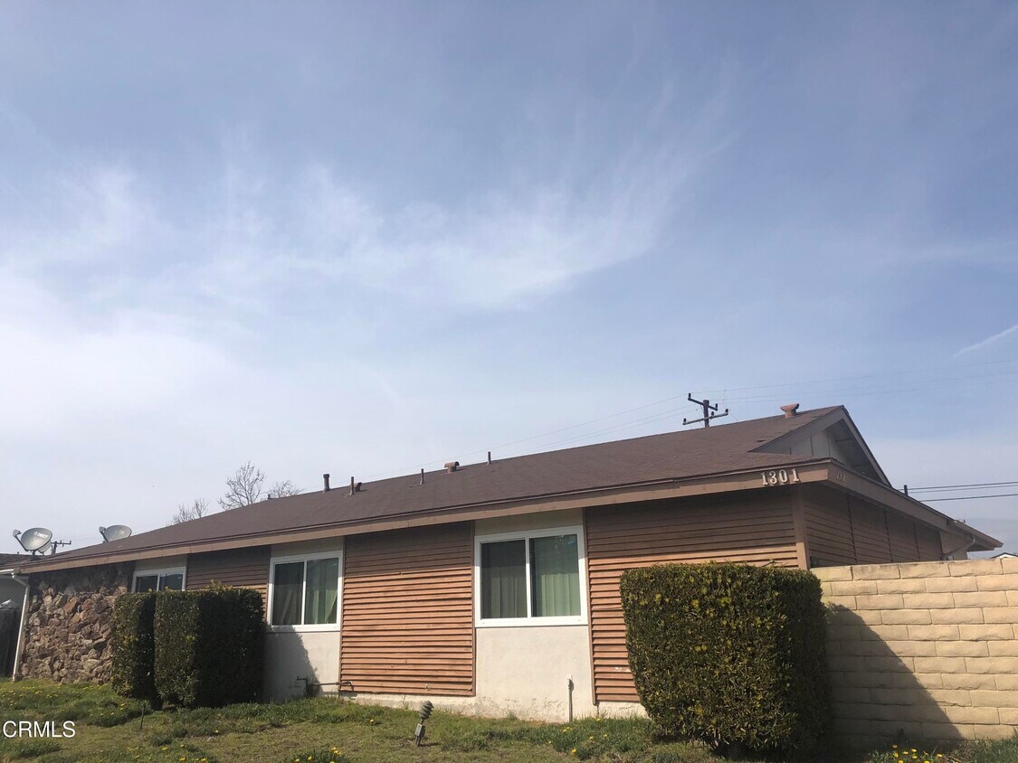 1301 Glenwood Dr, Oxnard, CA 93030 Townhome Rentals in Oxnard CA