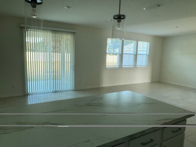 Foto del edificio - 63 Stonecrest Dr