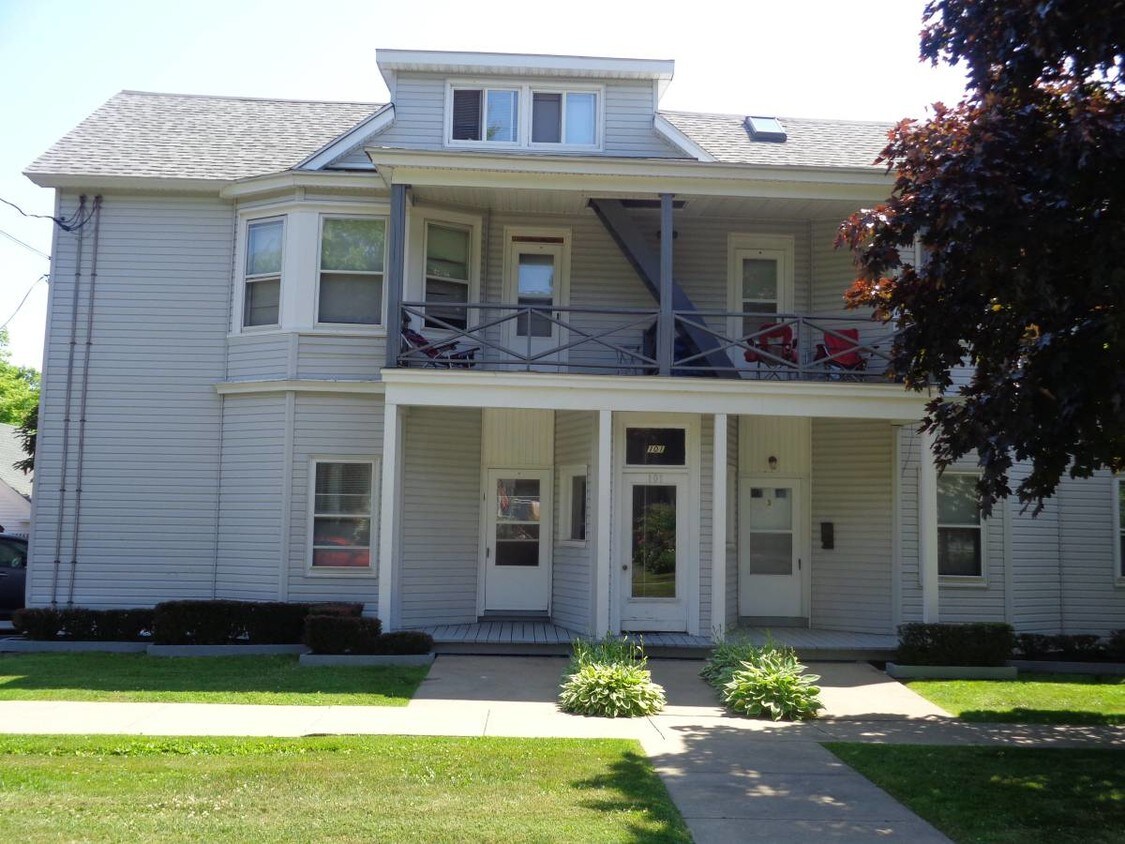 Primary Photo - 101 W 6th St