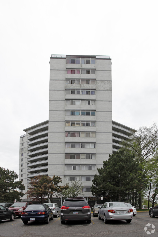 Building Photo - Branson Tower