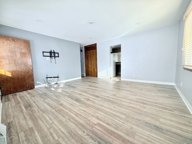 Foto del edificio - 3-Bed House in Waterloo