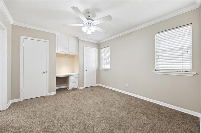 Building Photo - 3618 Garrott St