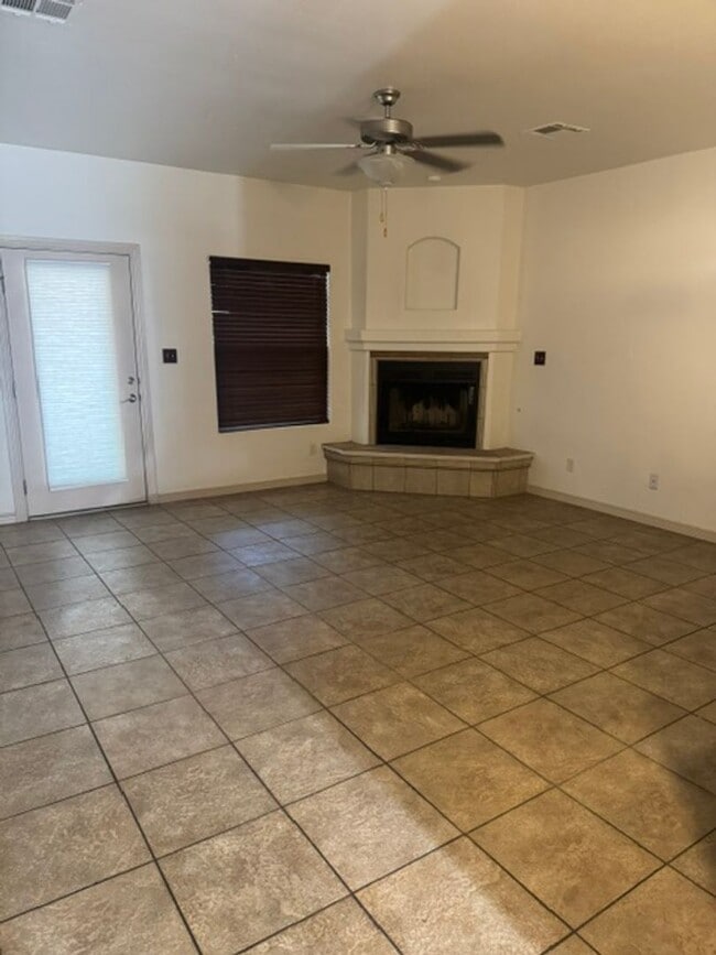 Building Photo - Three Bedroom, 2.5 Bath Home For Rent