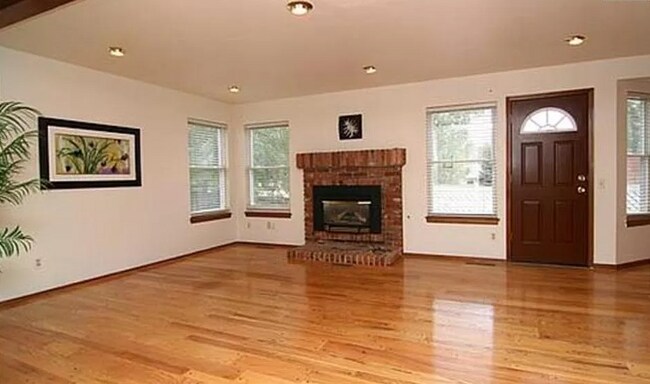 Foto del edificio - 5650 S Ouray St