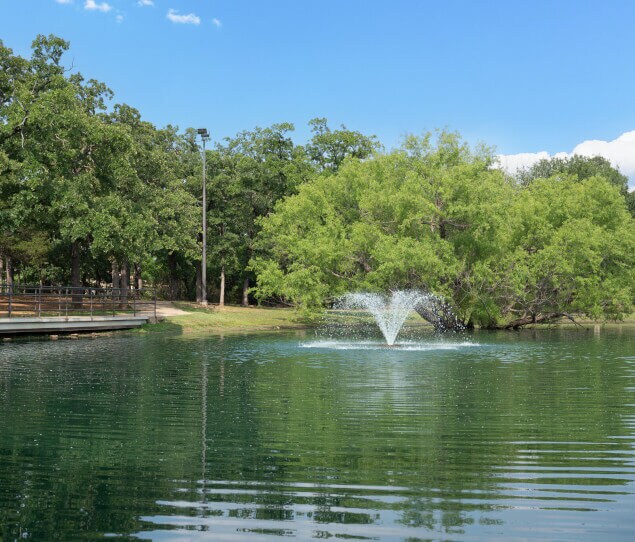 Lake with fountain at Cliff Nelson Park