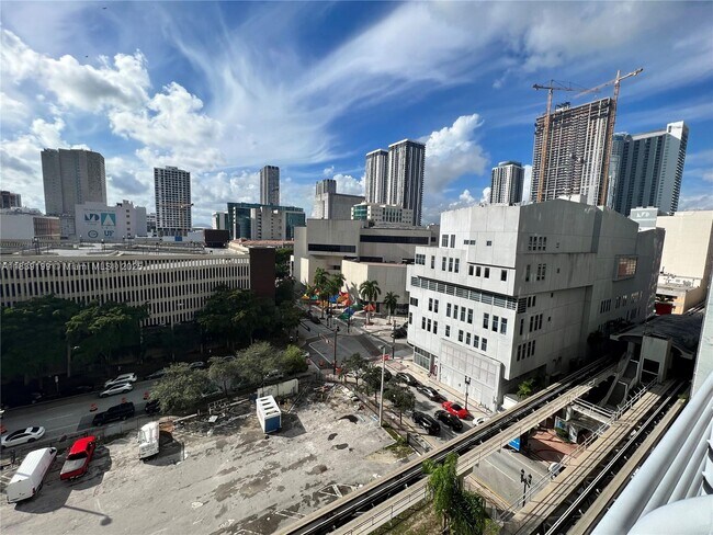 Foto del edificio - 234 NE 3rd St