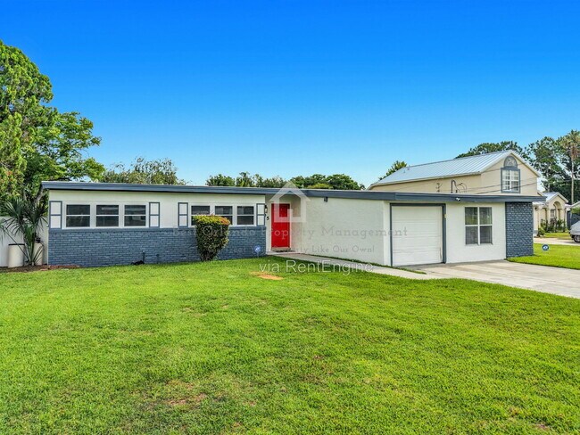 Photo - 2705 Gulfstream Road House