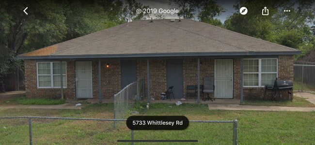 Foto del edificio - 5732 Whittlesey Rd