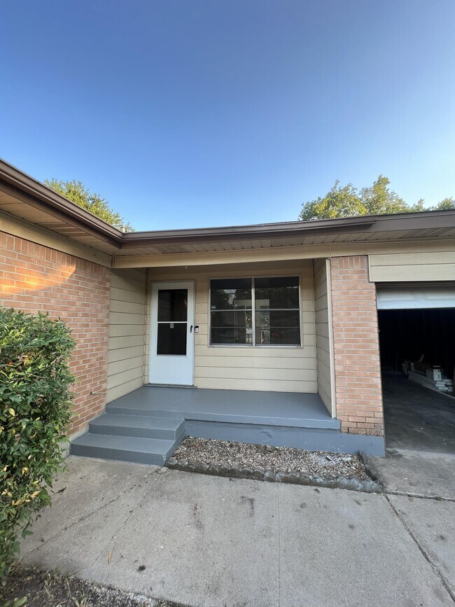 Foto del edificio - 1402 Missouri Ave