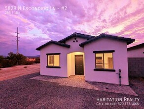Building Photo - 5829 N Escondido Ln
