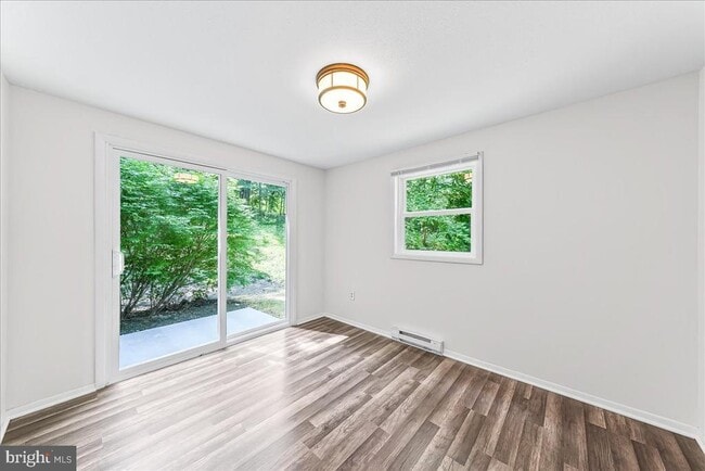 Building Photo - 436 Spackman Ln