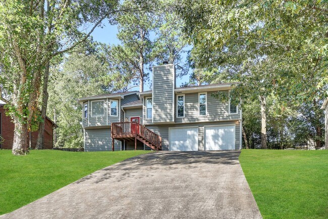 Foto del edificio - 2643 Laurel View Dr