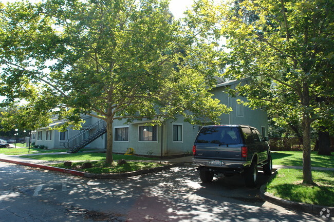 Foto del edificio - La Vista Verde Apartments