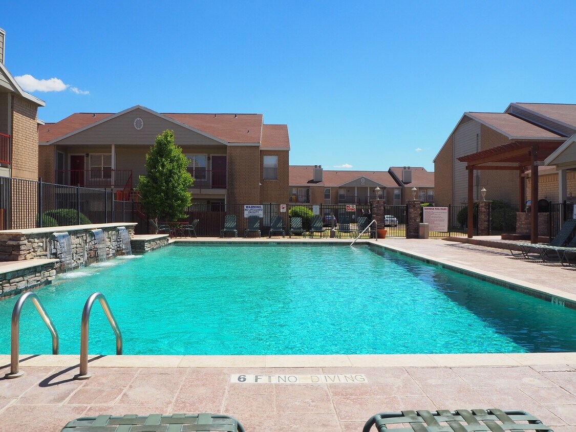 Oakridge Apartments 5321 S Tx289loop Lubbock, TX