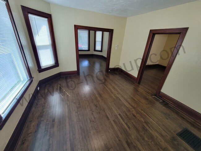 Foto del edificio - 6417 23rd Ave