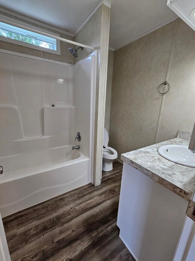 Foto del edificio - 57 Millstream Ct