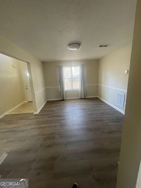 Building Photo - 6469 Brenda Ann Dr