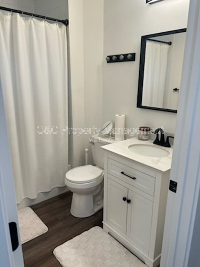 Foto del edificio - 59 W Castle St