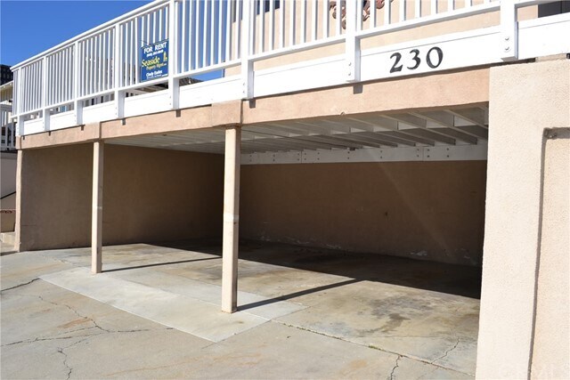 Foto del edificio - 230 Avenida Santa Barbara