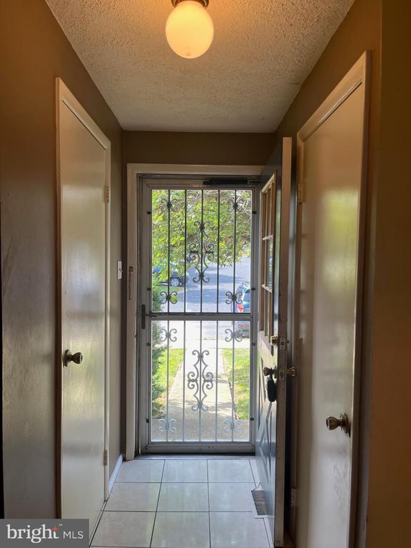 Building Photo - 126 Long Meadow Ct
