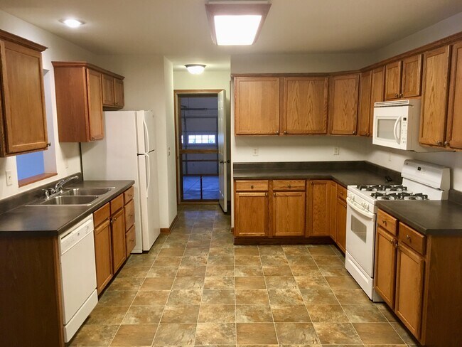 Foto del edificio - 928 Prairie St