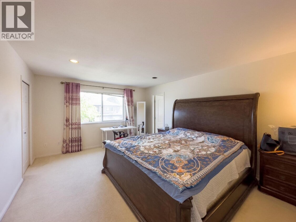 Building Photo - 70XX Bridge St