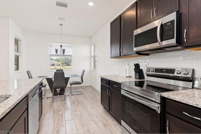 Foto del edificio - 1706 NE 10th Ln