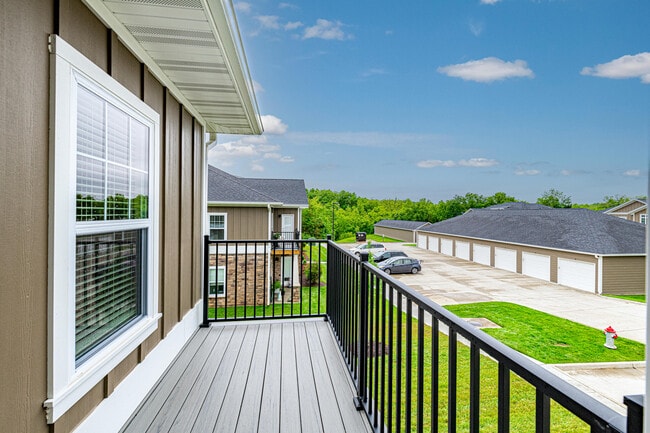 Building Photo - 32 Blue Ridge Rd